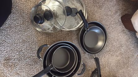 Pan and pots