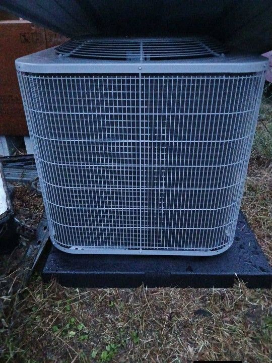 Brand New Carrier 3.5 Heat Pump
