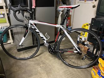 Fuji Pro SL1 carbon roadbike