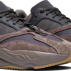 Adidas Yeezy Boost 700 Mauve EE9614