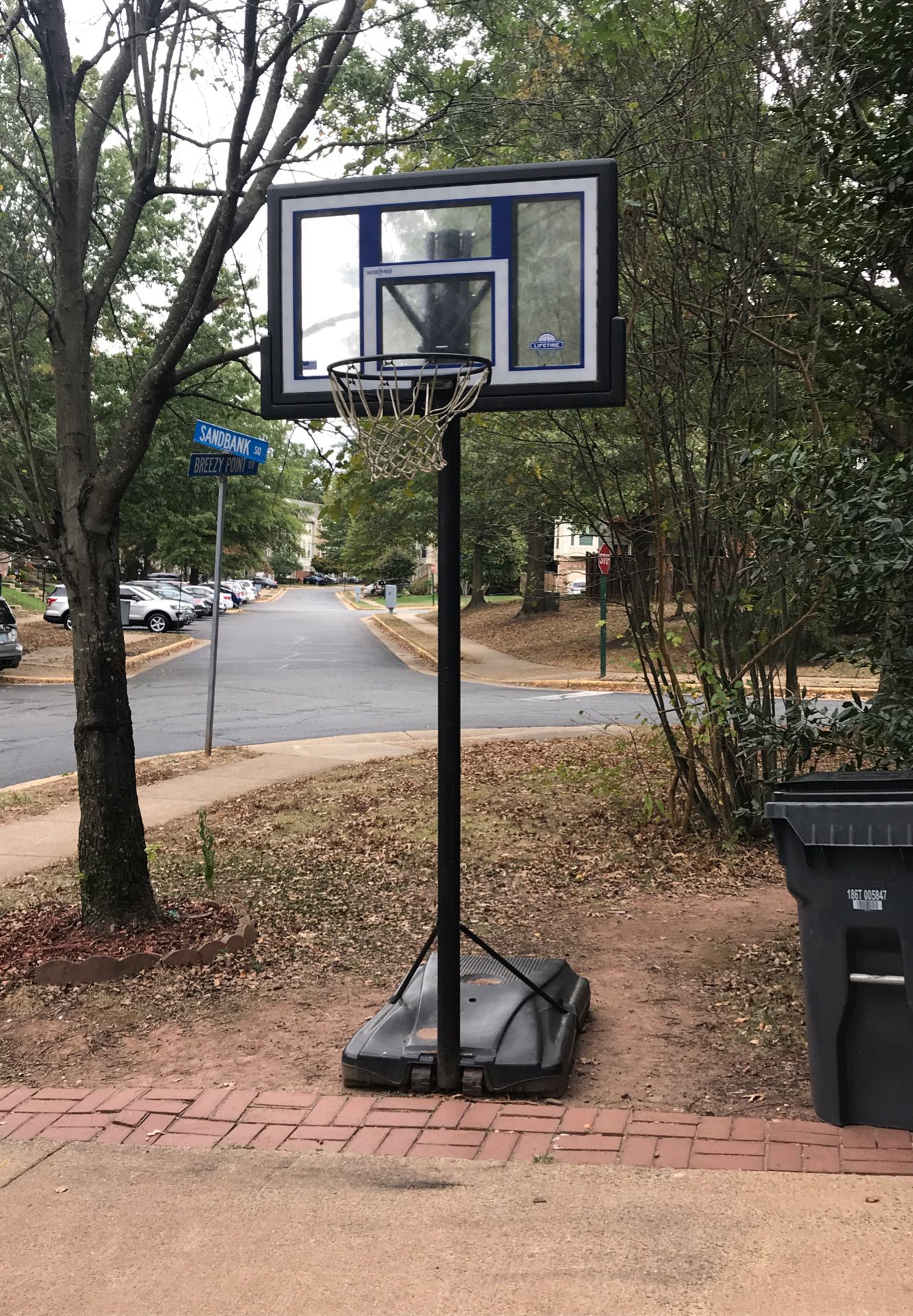 Basketball hoop shatter proof