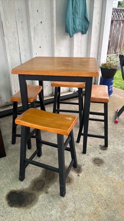 Table 4 stools