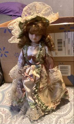 16” Paula Collection Porcelain Doll by Paula Medici Up to $70 NOW $15