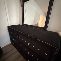 Velvet Dresser 