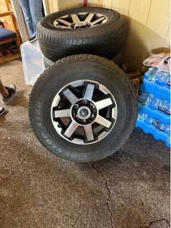 Toyota Tacoma tires and rims