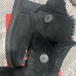 UGG Australia Bailey Button Suede Boot