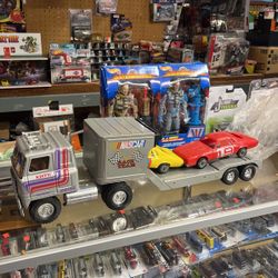Collectible ERTL Race Team Nascar Truck Diecast