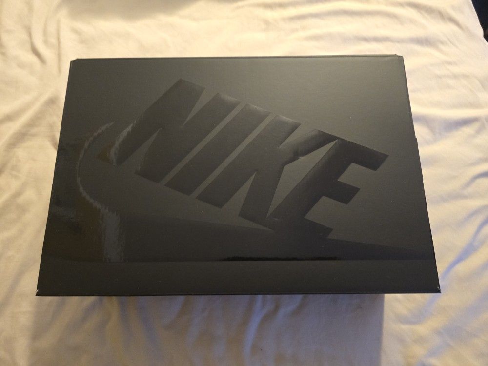 Nike Supreme x Air Force 1 Mid Box Logo - Triple White