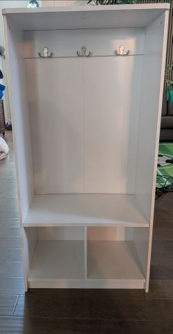 FREE: ClosetMaid Entryway Closet