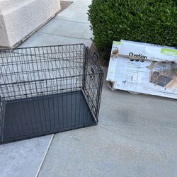 Dog Crate Kennel. Intermediate Size. 37.25x23x25