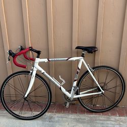 Trek 2300 Alpha Road Bike