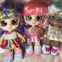 Dolls 
