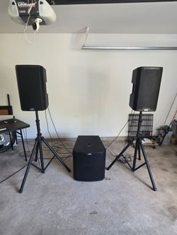DJ Speaker set up