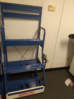 Chain rack with cutter
