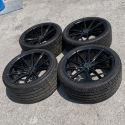 Bloque Diamond 20” Wheel & Tires