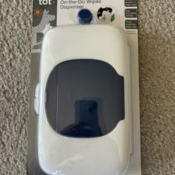 OXO Tot On-the-Go Wipes Dispenser 