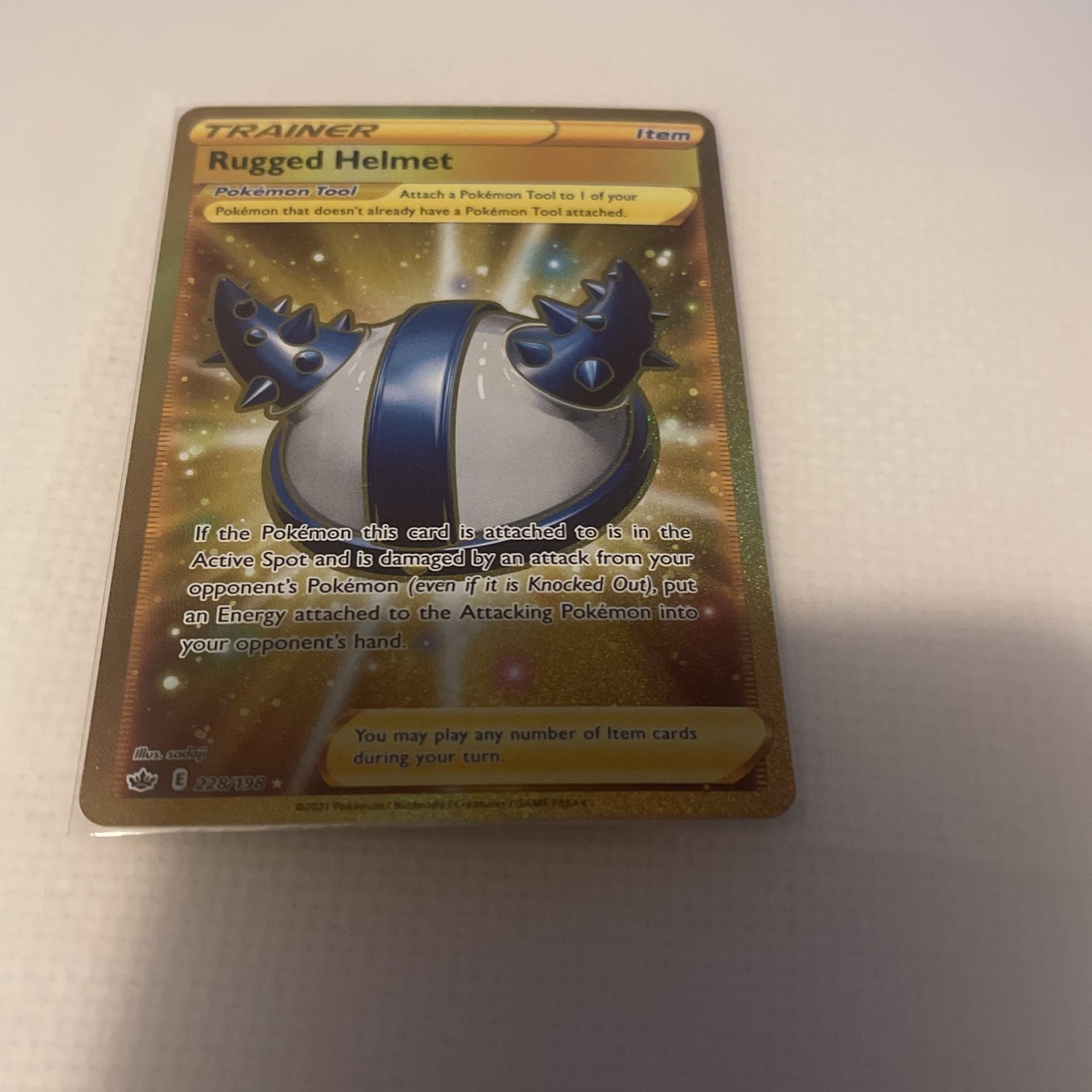 Pokémon Trainer Rugged Helmet Gold 228/198