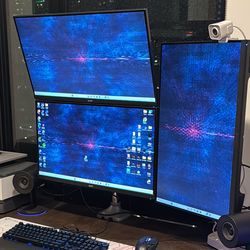 3 acer monitors woth stand