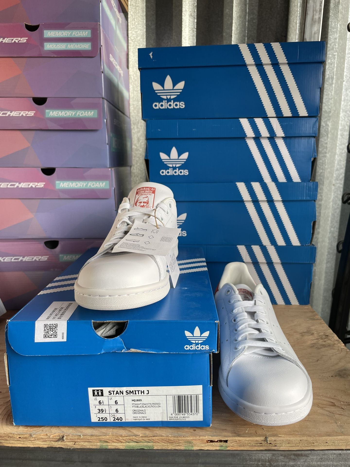 Adidas Stan Smith J Size White/prered