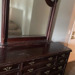 Mirror Dresser