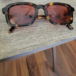 Women's Beautiful Polarized Sunglasses With Red Rose Lenses 