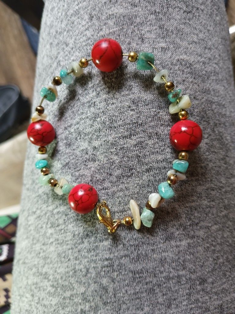 Red Turquoise Bracelet With Fancy Gemestones Wire Circle