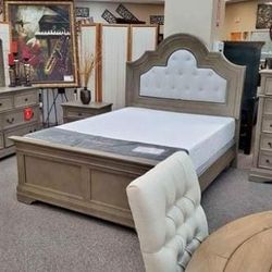 Manchester Bedroom Set Queen or King Bed Dresser Nightstand and Mirror WİTH İNTEREST FREE PAYMENT OPTİONS 