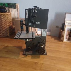 Central Machinery 9" Bench Top Bandsaw