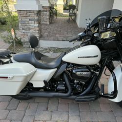 Harley Davidson Street Glide Secial