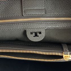 BRAND NEW Tory Burch Black Pebbled Leather McGraw Top Zip Satchel for Sale  in Corpus Christi, TX - OfferUp