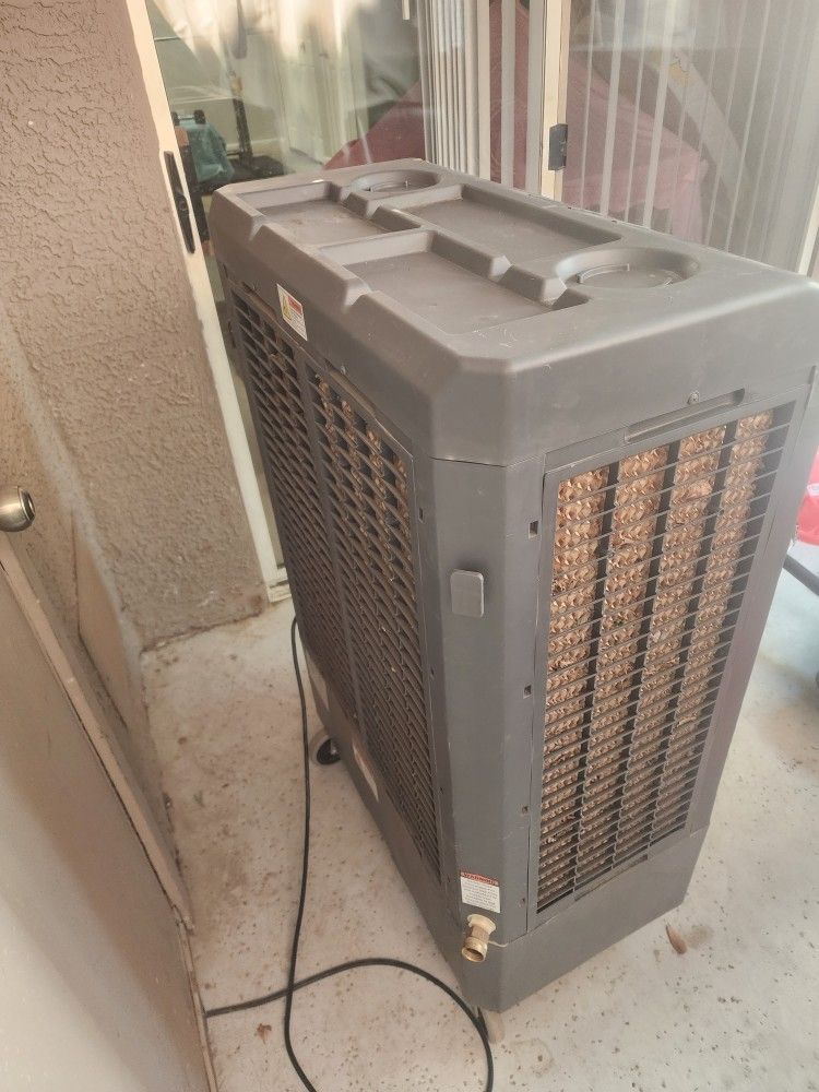 Swamp Cooler 5300 Cfm for Sale in Phoenix, AZ OfferUp