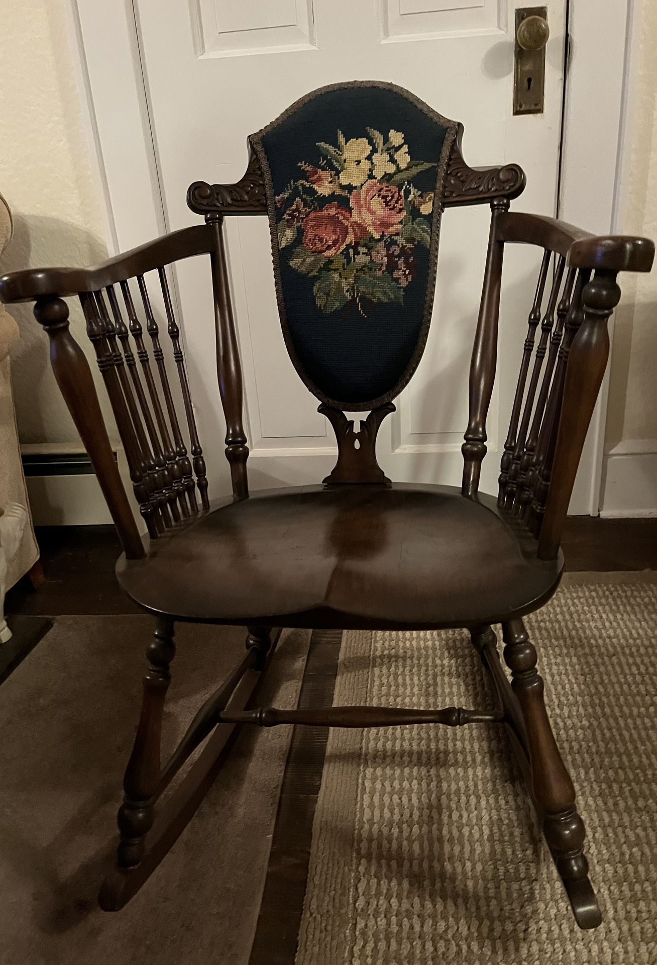 Antique Rocking Chair 