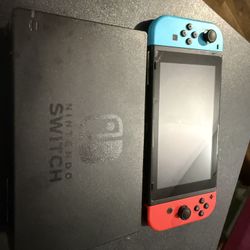 NINTENDO SWITCH BUNDLE 