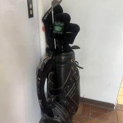 Golf Clubs 