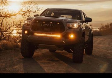 Heretics 30” light bar and pod lights