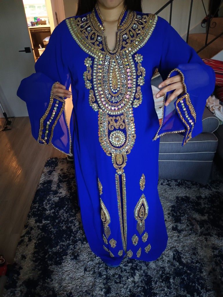 Middle Eastern Dress