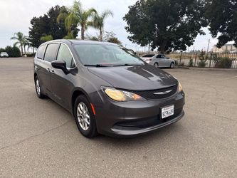 2021 Chrysler Voyager