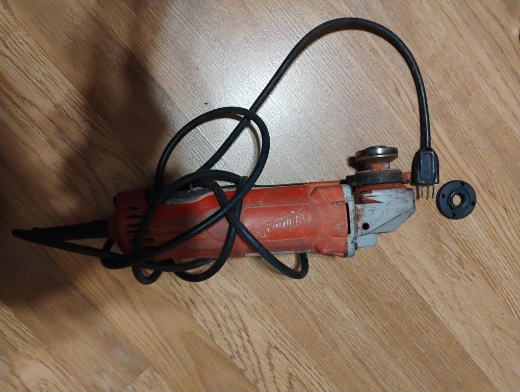 Milwaukee Grinder 