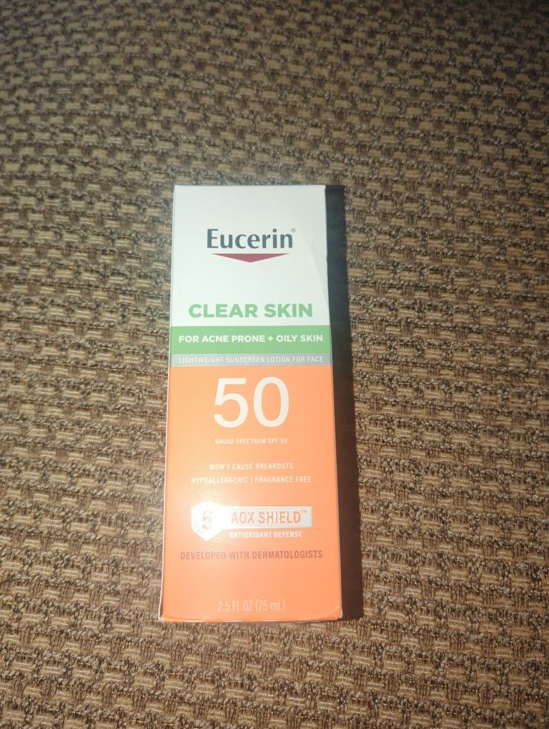 Eucerin Clear Skin Broad Spectrum SPF 50