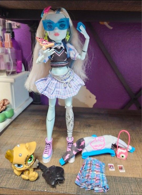 New Monster High Frankie Doll
