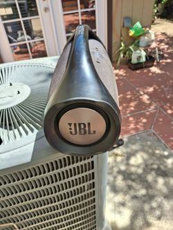 !JBL BOOMBOX
