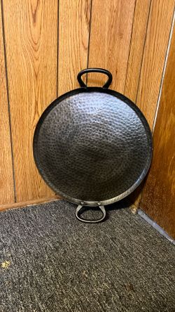 Crate & Barrel Feast Round Hammered Iron Serving Platter With Handles