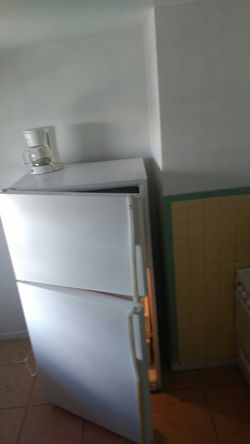 GE refrigerator