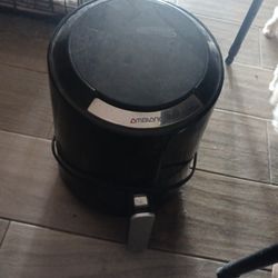 It's A Black Air Fryer