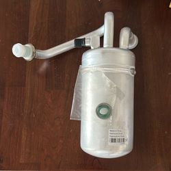 Four Season AC Accumulator