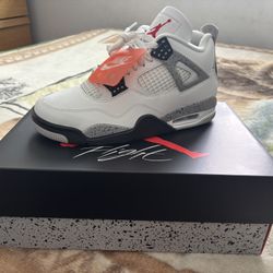 Air Jordan 4 Retro 