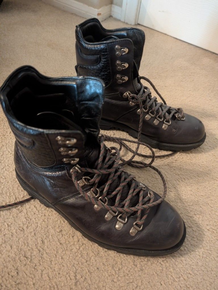 Gucci Men's Leather Hiking Boots – Made in Italy – Size 9 US