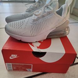 Nike Air Max 270