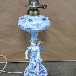 Angelic Vintage Lamp