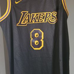 Kobe Bryant Lakers Jersey 2XL $50 Firm On Price 